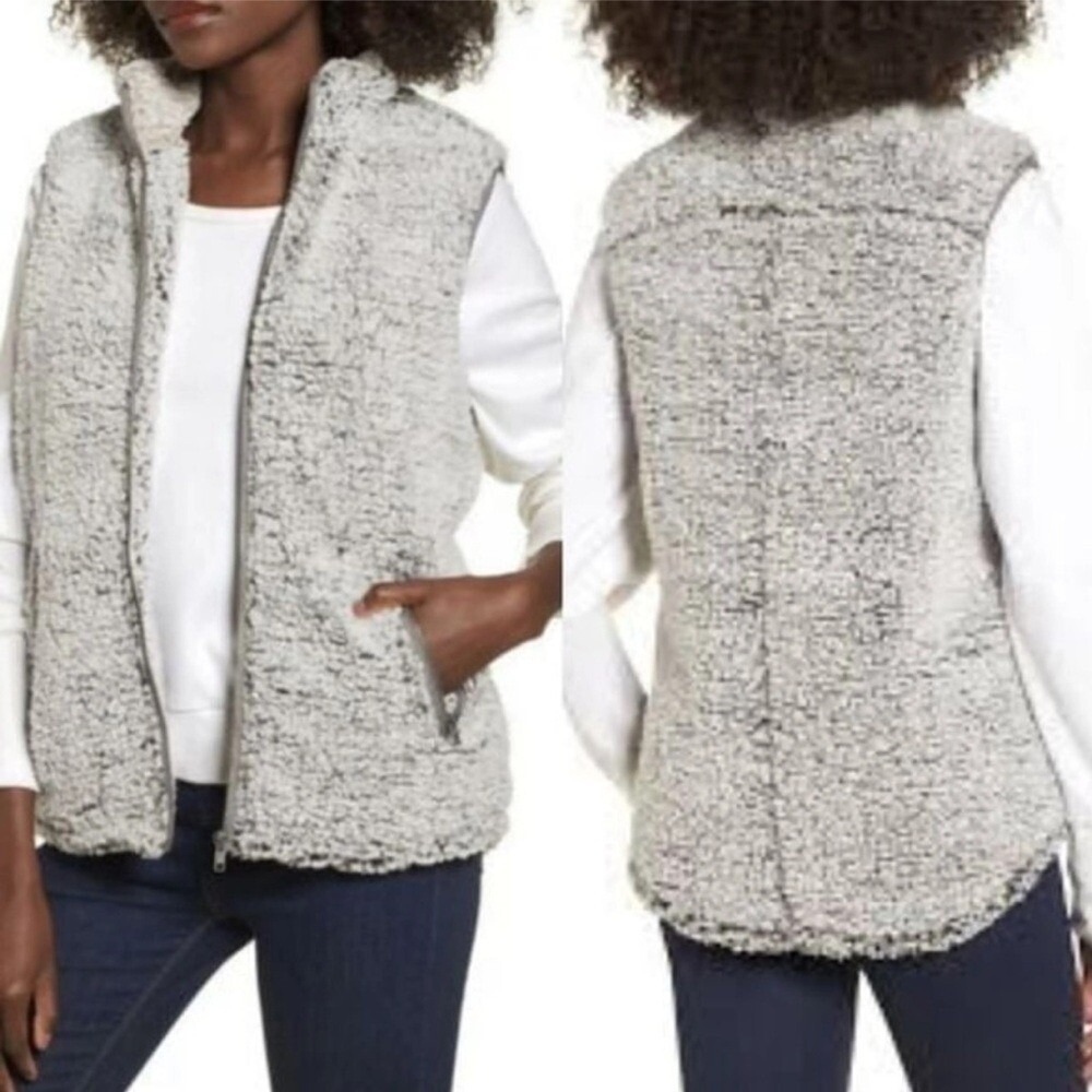 Thread & Supply | Teddy Frosted Icy Gray Sherpa Vest Thick Cozy Warm Layering - Picture 3 of 7